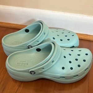 CROCS platform Aqua